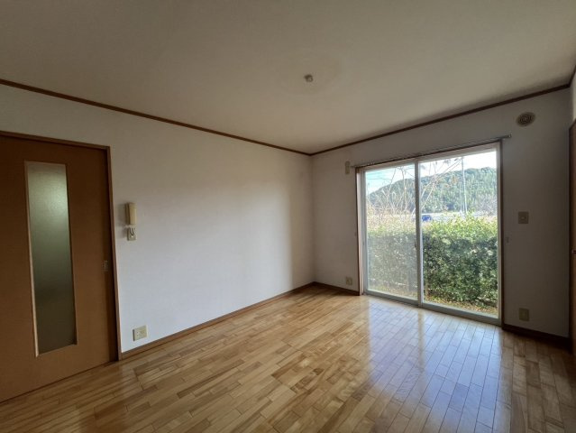 ガーデンコテージCの居間・リビング