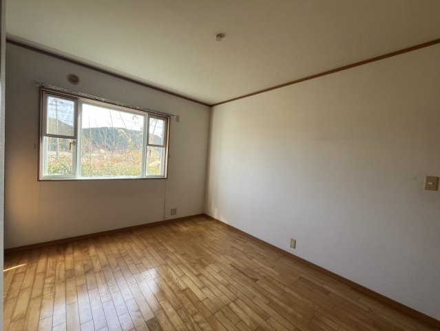 ガーデンコテージCの洋室