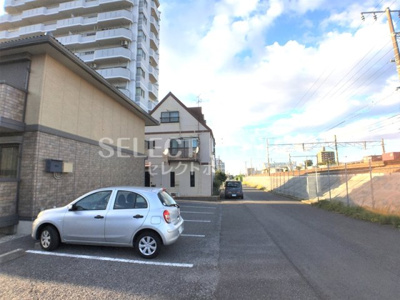 【駐車場】 | Ｃｅｎｔｒａｌ　ｐｉｌｌａｒ | 駐車場があります