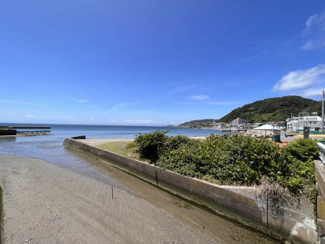 海一望！デュオヒルズ秋谷　2階の周辺|海です