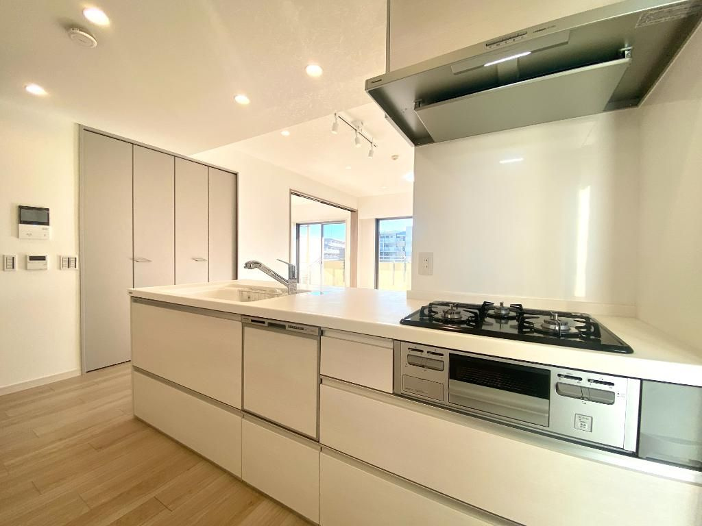 三鷹市上連雀８丁目の中古マンションのキッチン