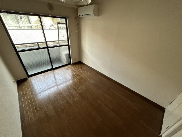 ジュネスシマムラの洋室|スタンダードな洋室です