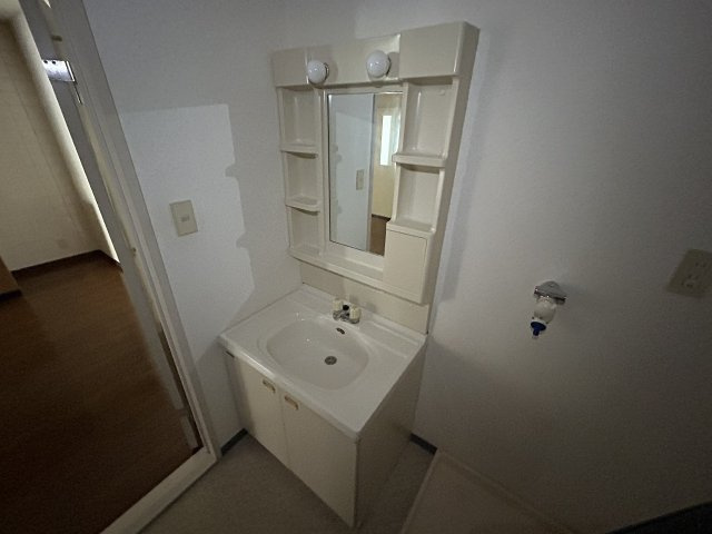 ジュネスシマムラの洗面所|洗面所です