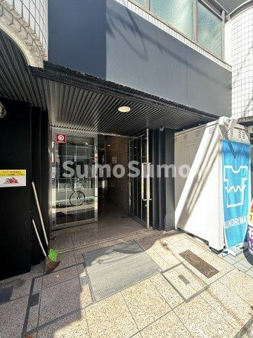 LakiaMaison難波南のエントランス