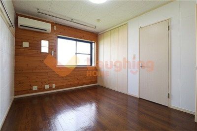 【居間・リビング】 | ハイデンレースラインＢ | こちらのリビングで趣味の時間をお楽しみください