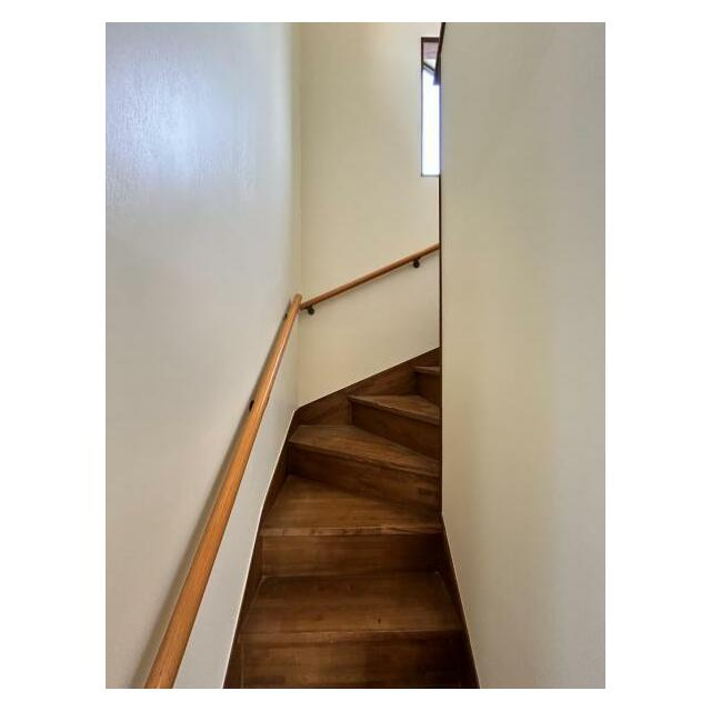 西条市小松町新屋敷3062-2　中古住宅の内装