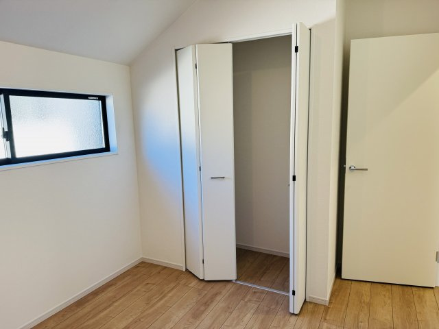 八王子市　諏訪町　新築一戸建て　１期の収納|～収納力の高いクローゼット完備～