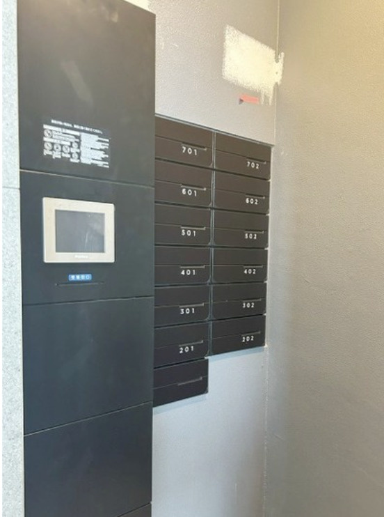 サントゥール駒込のエントランス