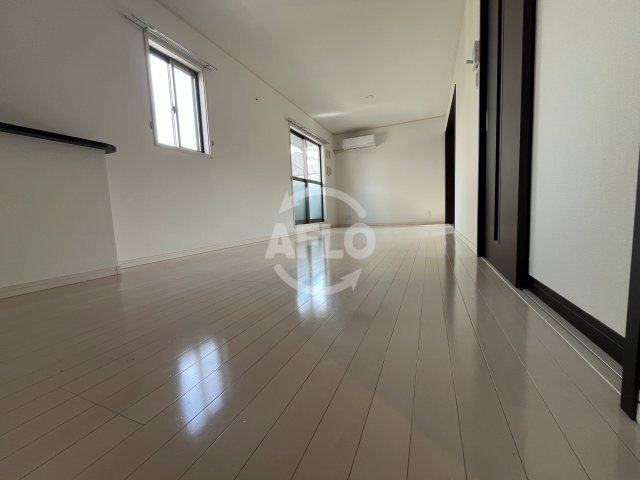 スプリング・ソナタの居間・リビング|スプリング・ソナタ　リビング