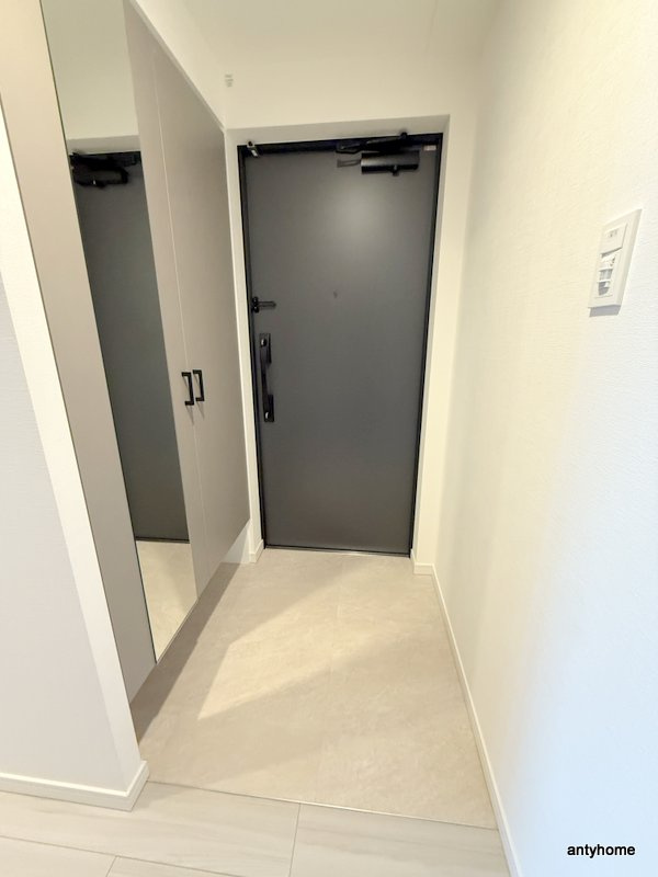 S-RESIDENCE阿波座bouncy　仲介手数料無料の玄関