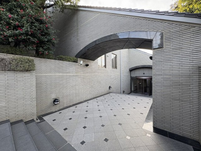 【エントランス】 | 西原パーク・マンション | ※写真は同タイプ住戸です。