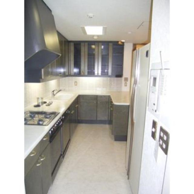 【キッチン】 | 西原パーク・マンション | ※写真は同タイプ住戸です。