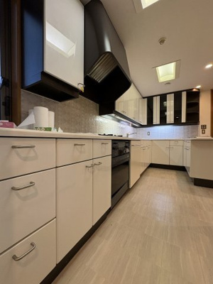 【キッチン】 | 西原パーク・マンション | ※写真は同タイプ住戸です。