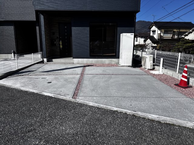 新築戸建　伴東8丁目(No.2／No.2)の駐車場