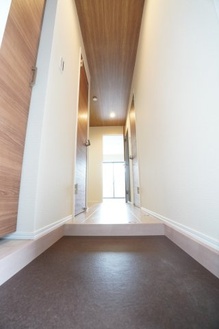 フェリオ宮崎町の玄関