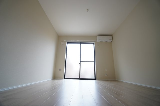 フェリオ宮崎町の居間・リビング