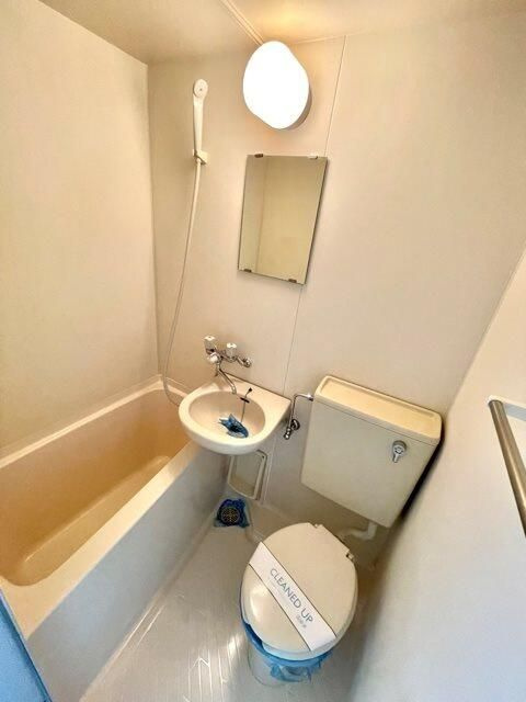 メゾンエクレーレ江古田の浴室