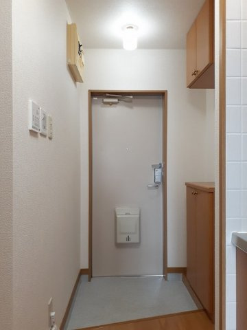 ジュネスアメリアの玄関