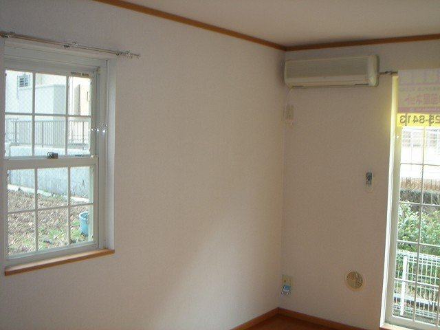 シャンティ南小田の居間・リビング