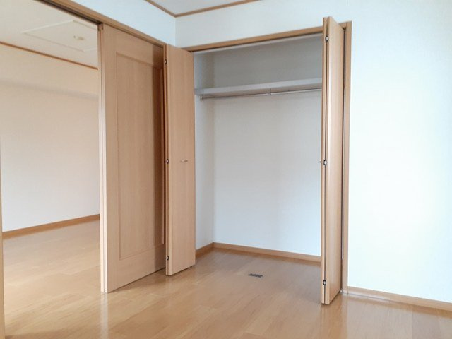 ヴァン・セゾニエ　Ⅲの収納