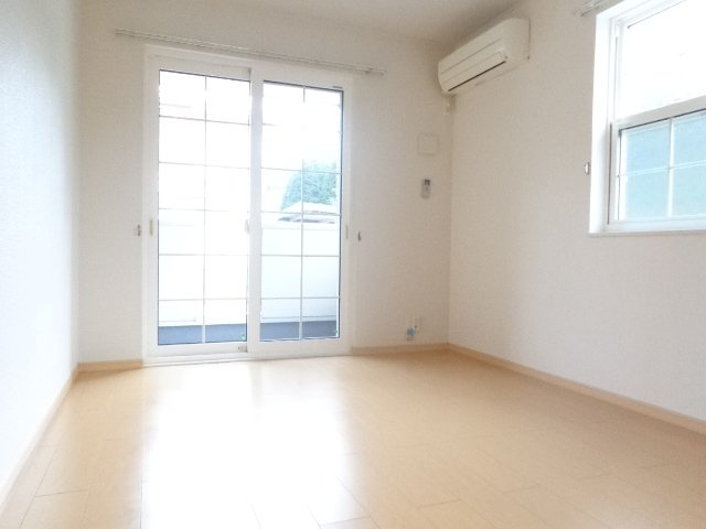 サンライズ　Ⅰの居間・リビング