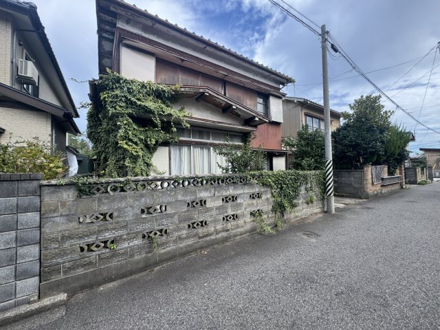 東区山の下町　売地の前面道路含む現地写真