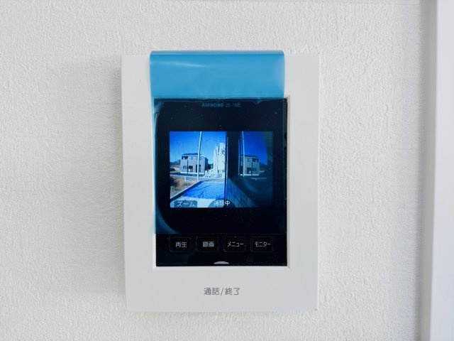 八王子市　諏訪町　新築一戸建て　１期のセキュリティ|～TVモニター付インターホン　訪問者の確認に便利です～