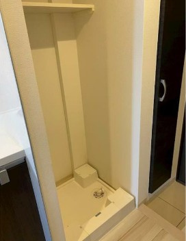 【設備】 | HY's中村橋 | 室内洗濯機置き場。