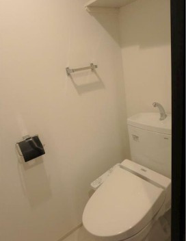 【トイレ】 | HY's中村橋 | 温水洗浄便座。