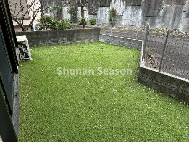 【現地画像あり！】 厚木市王子　中古戸建　40.17坪の庭|休日には家族みんなでＢＢＱも楽しめます♪