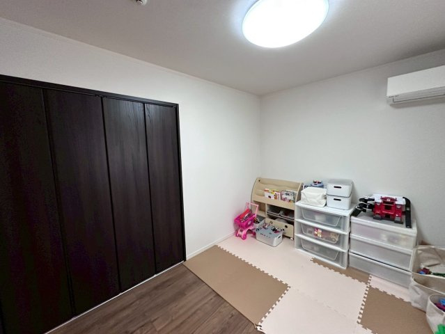 中古戸建　大垣市新開町　令和元年築の洋室