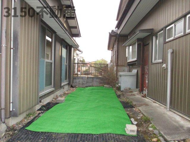 鏡島借家の庭