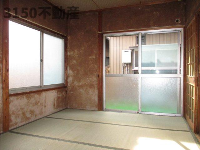 鏡島借家の居間・リビング