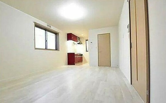 ファミール石原の居間・リビング