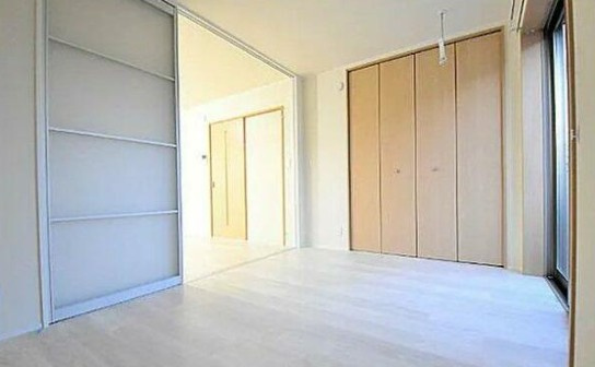 ファミール石原の寝室