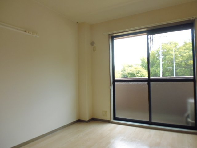 プチフルールの洋室