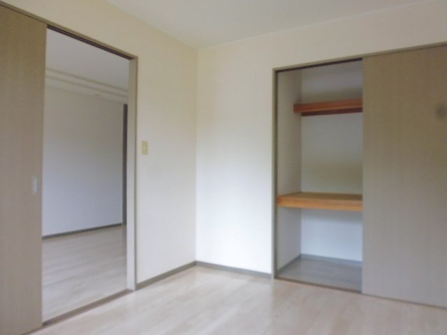 プチフルールの洋室