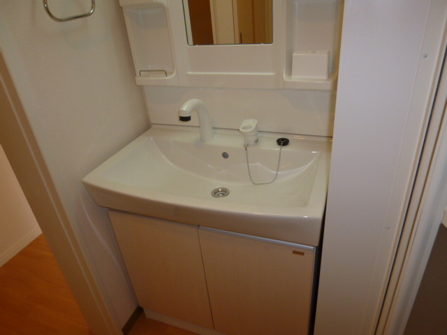 ファミール・Ｏｎｏの独立洗面台|洗髪洗面化粧台