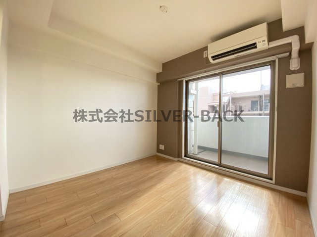 スプランディッド難波の居間・リビング