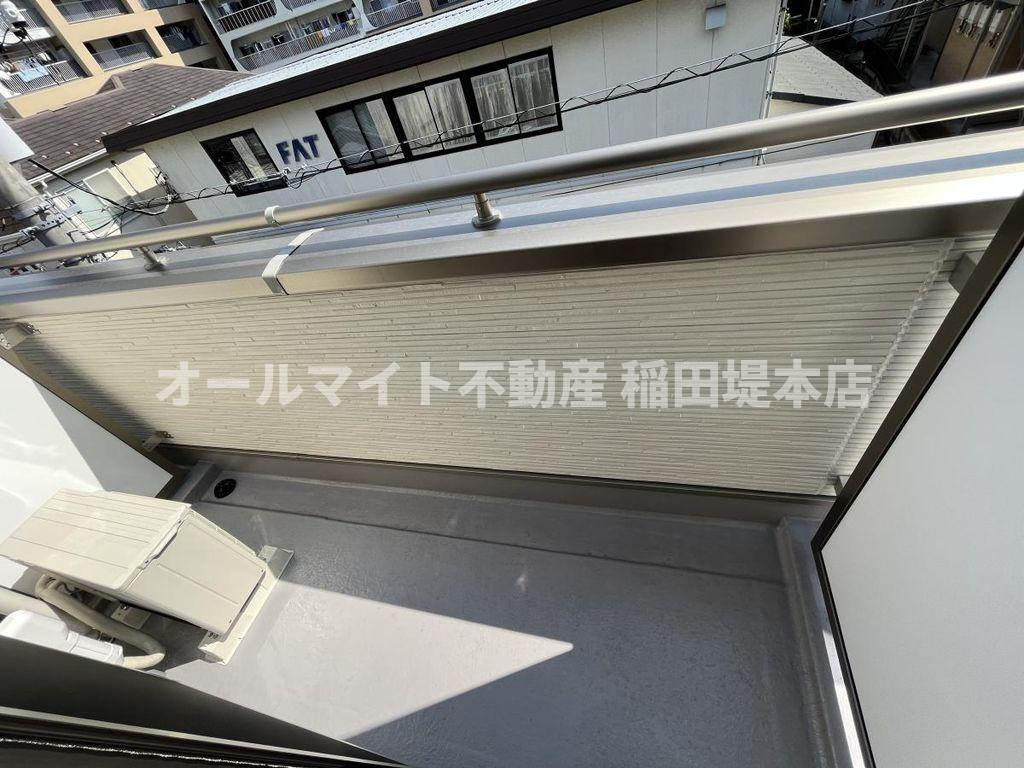 川崎市多摩区東生田１丁目のアパートのバルコニー