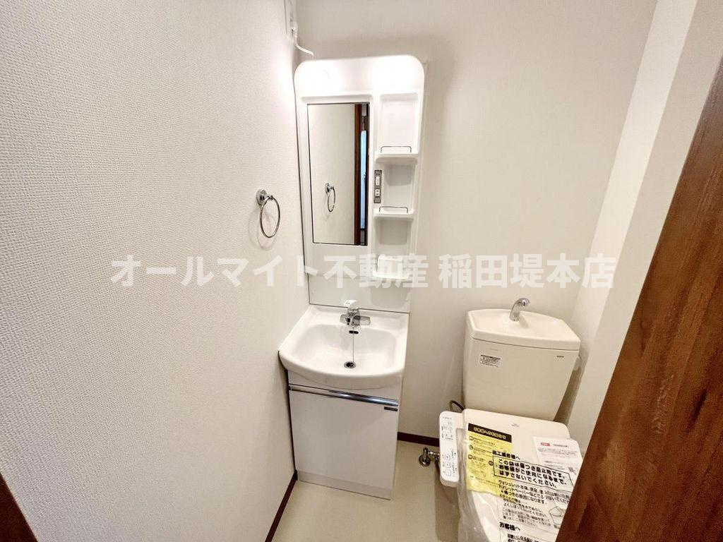 川崎市多摩区東生田１丁目のアパートの洗面所