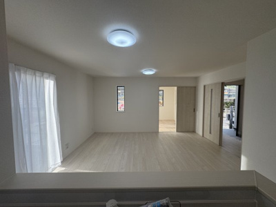 【居間・リビング】 | 南城市知念久手堅（全4棟）A・B号棟 | A号棟　LDK15.5帖♪