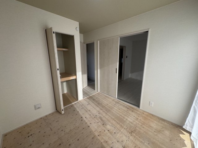 【和室】 | 南城市知念久手堅（全4棟）A・B号棟 | A号棟　和室5帖＋収納付き♪