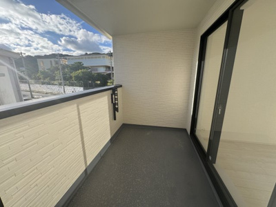 【バルコニー】 | 南城市知念久手堅（全4棟）A・B号棟 | A号棟　インナーバルコニー♪