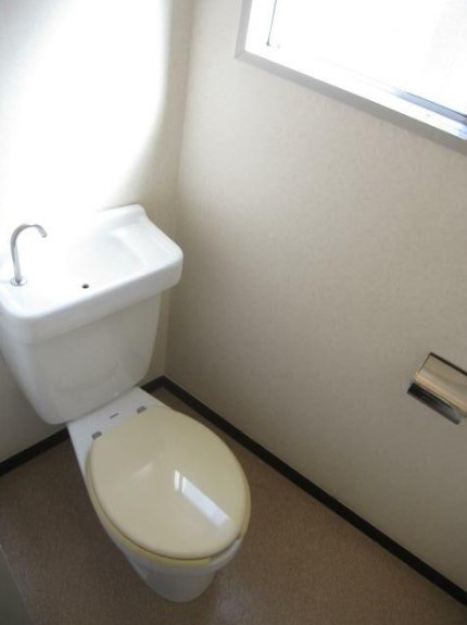 吉野ビルのトイレ