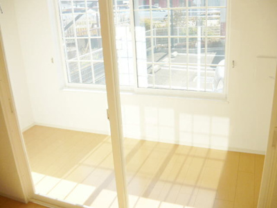 【設備】 | ソレイユ横島A | サンルーム