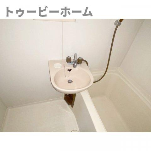 IZUMIX・2Aの洗面所|ゆったりとスペースのある洗面所