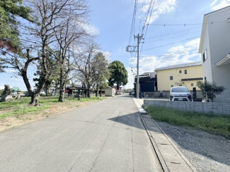 【前面道路含む現地写真】