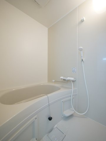 シルクハウス　Ａ棟の浴室|※写真は別の部屋のものです。