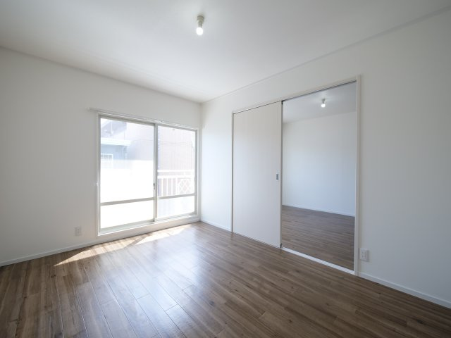 シルクハウス　Ａ棟の洋室|※写真は別の部屋のものです。